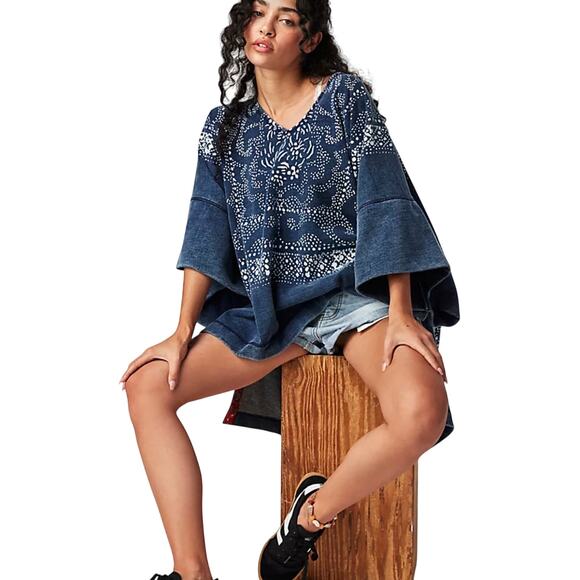 Free People The Originals Indigo Heavyweight Knit Poncho - Picture 1 of 4